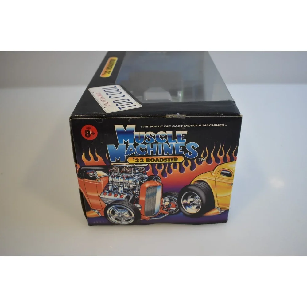 Muscle Machines 1:18 32 Roadster Green Too Cool Muscle Machines